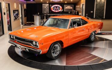 Plymouth-Road-Runner-1970-Coupe-5