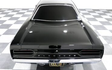 Plymouth-Road-Runner-1970-Coupe-7