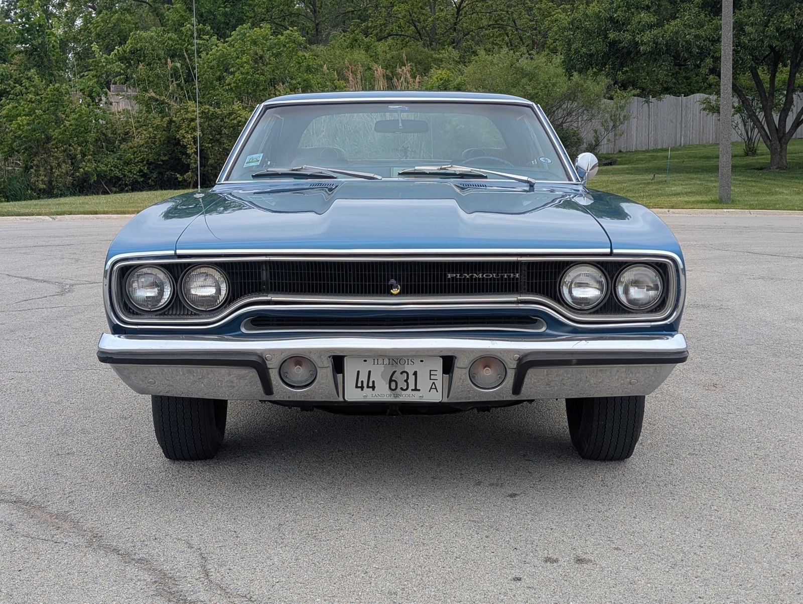 Plymouth-Road-Runner-1970-Coupe-9