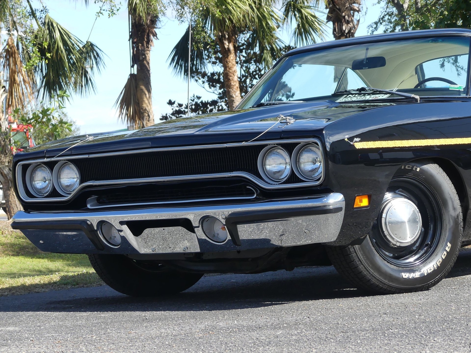 Plymouth-Road-Runner-1970-Other-11