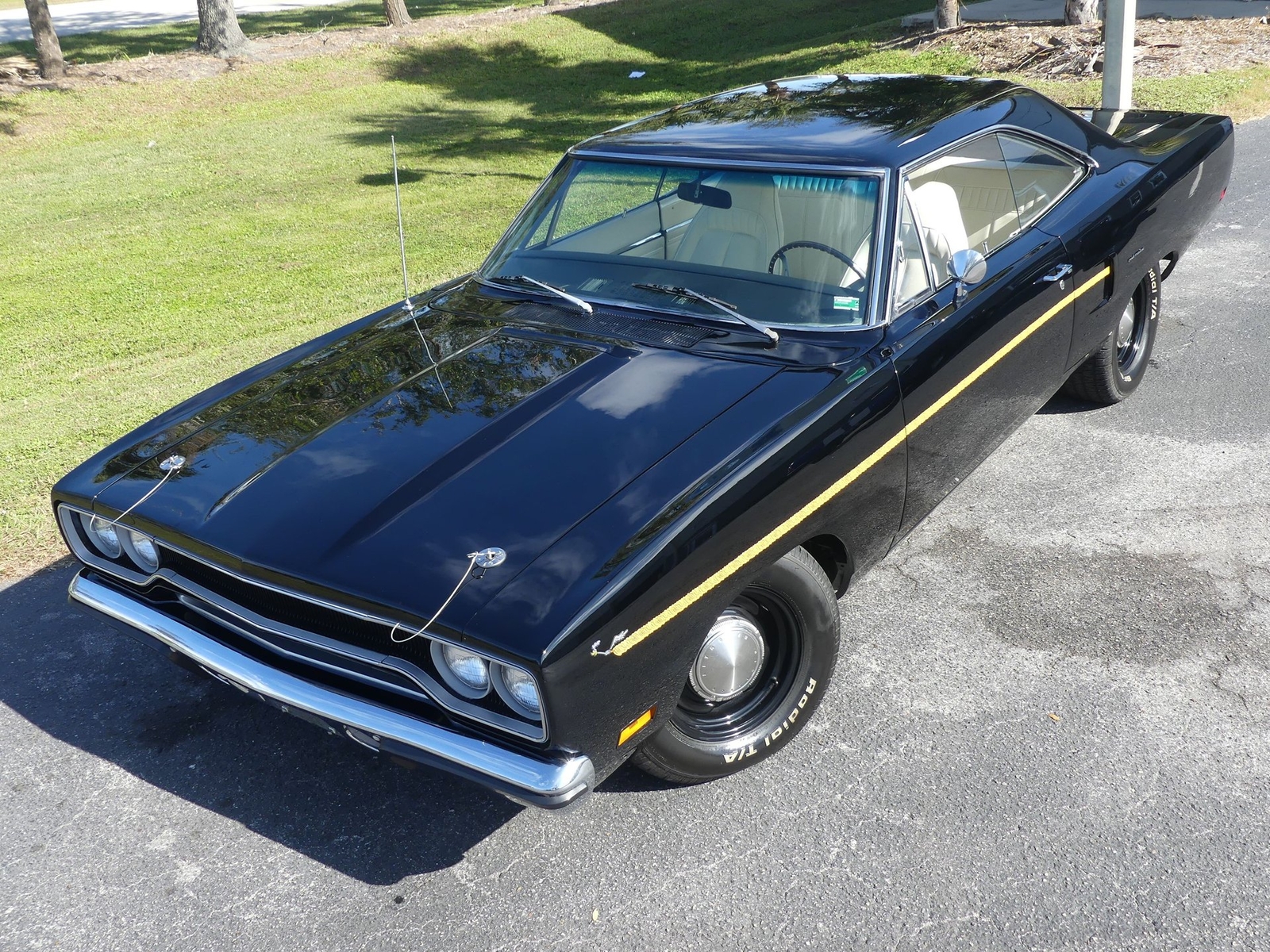 Plymouth-Road-Runner-1970-Other-14