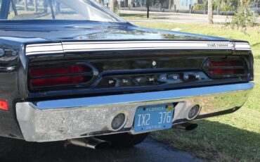 Plymouth-Road-Runner-1970-Other-23