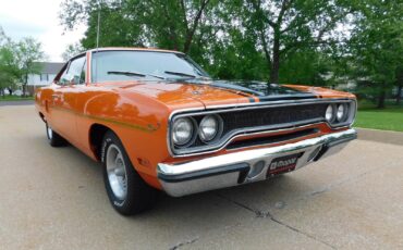 Plymouth-Road-Runner-1970-coupe-17