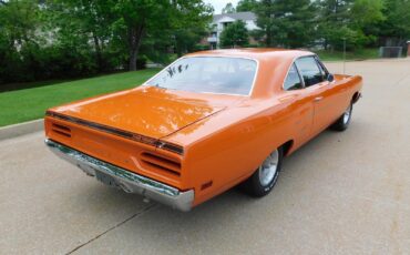Plymouth-Road-Runner-1970-coupe-18