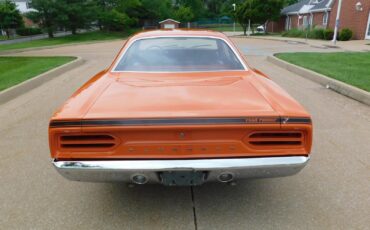 Plymouth-Road-Runner-1970-coupe-19