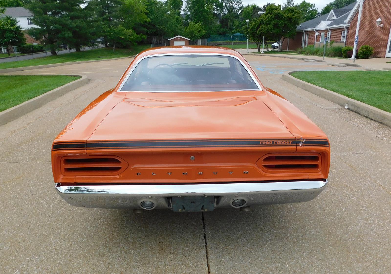Plymouth-Road-Runner-1970-coupe-19