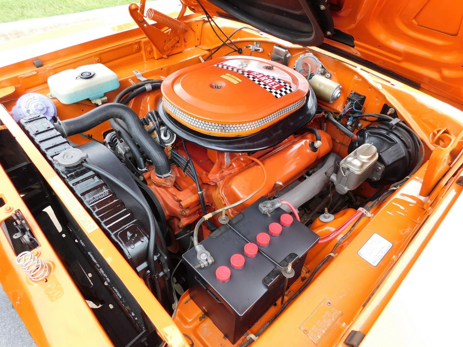 Plymouth-Road-Runner-1970-coupe-3