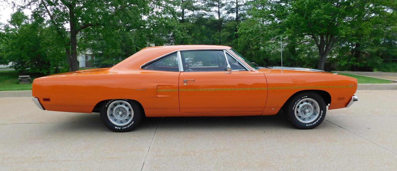 Plymouth-Road-Runner-1970-coupe-4