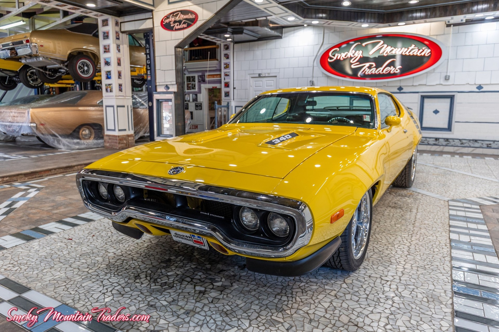 Plymouth-Road-Runner-1972-1