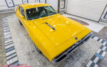 Plymouth-Road-Runner-1972-17