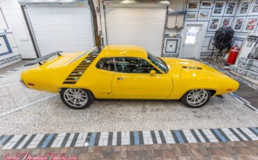 Plymouth-Road-Runner-1972-21