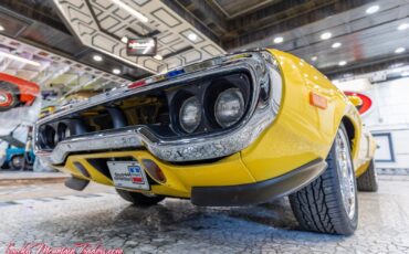 Plymouth-Road-Runner-1972-3