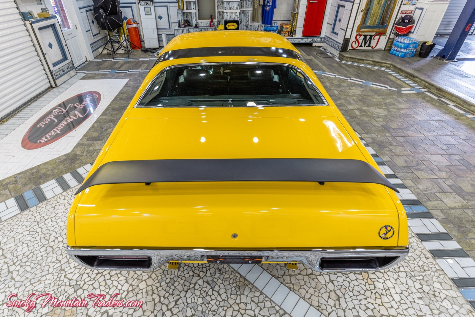 Plymouth-Road-Runner-1972-31