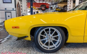 Plymouth-Road-Runner-1972-7