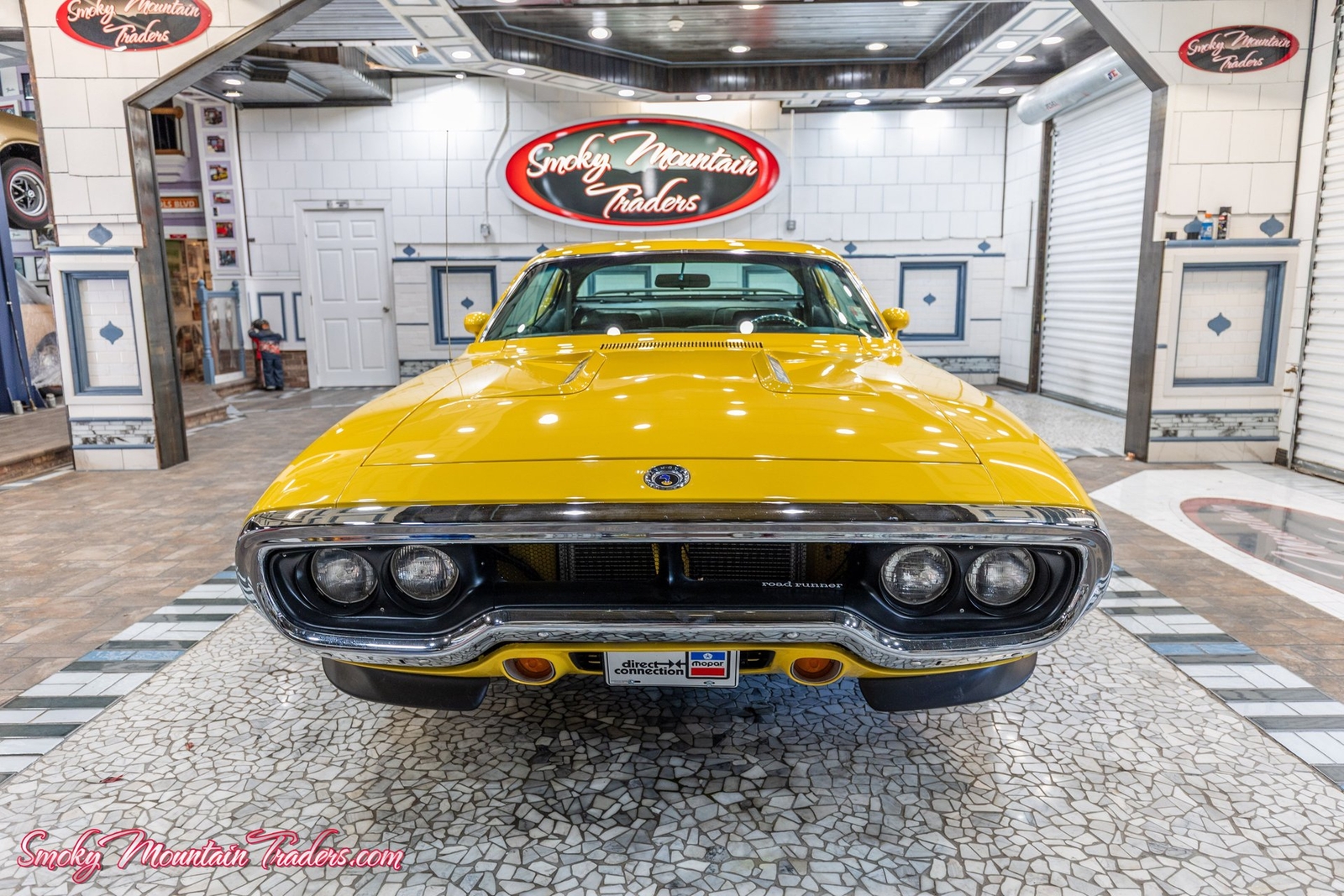 Plymouth-Road-Runner-1972-9