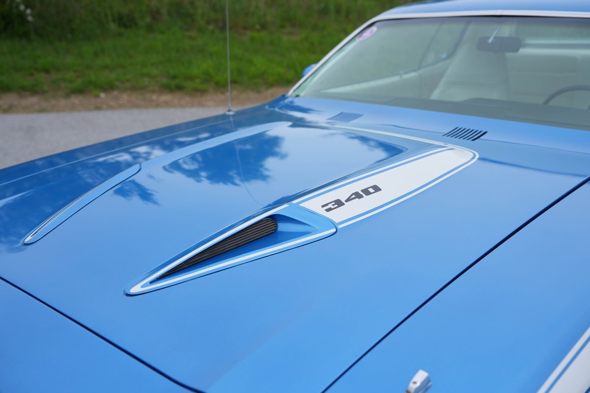 Plymouth-Road-Runner-1973-Fastback-17