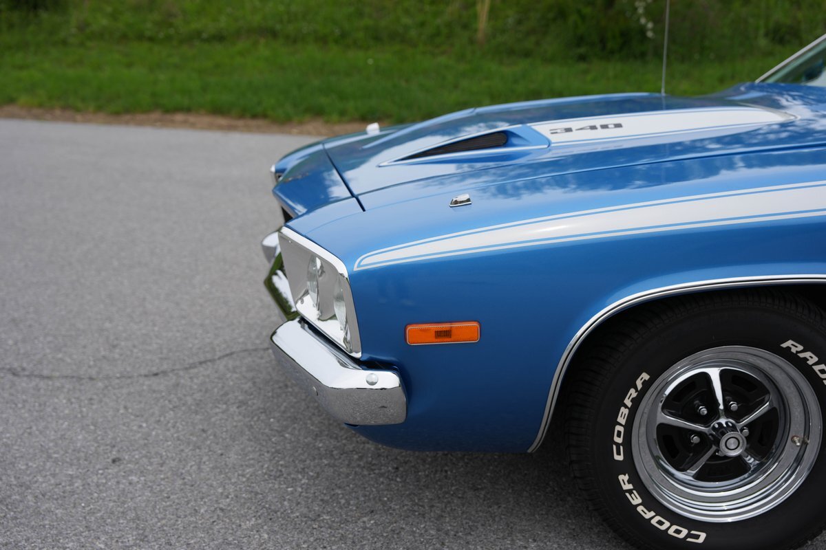 Plymouth-Road-Runner-1973-Fastback-18