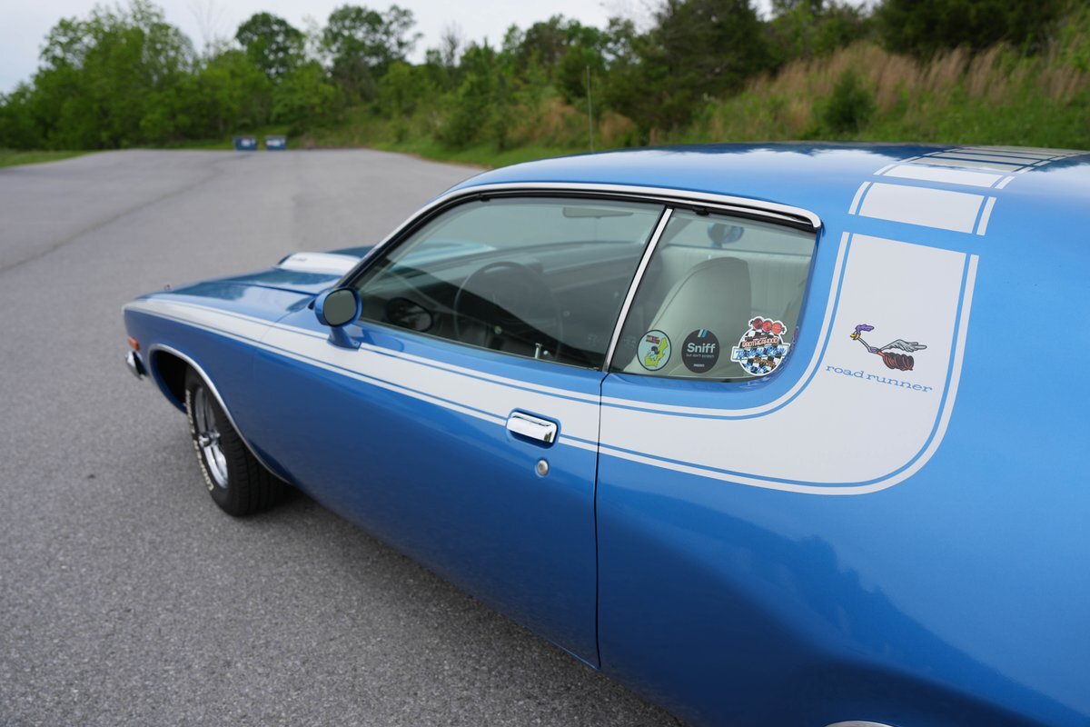 Plymouth-Road-Runner-1973-Fastback-21