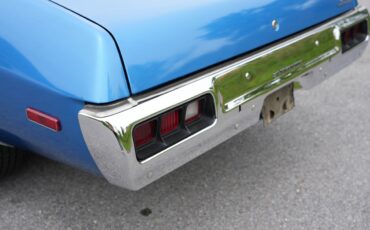 Plymouth-Road-Runner-1973-Fastback-23