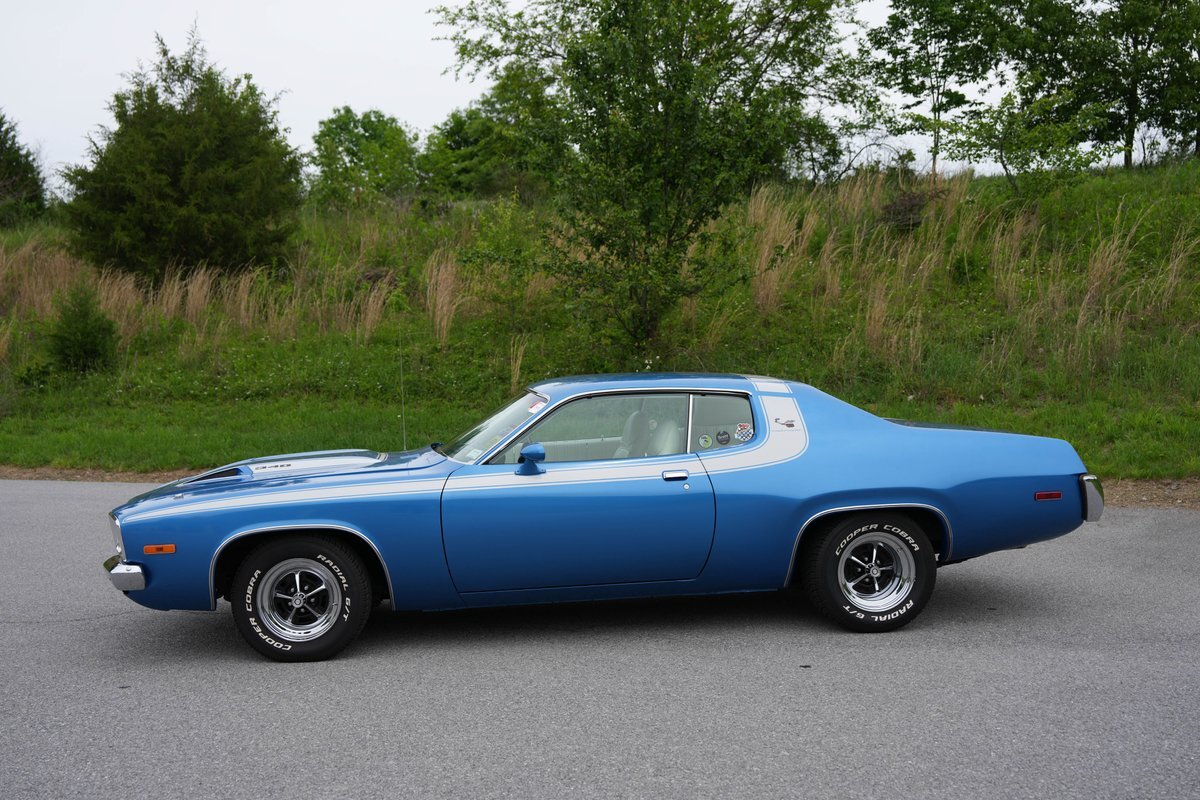 Plymouth-Road-Runner-1973-Fastback-30
