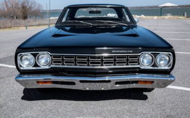 Plymouth-Roadrunner-1968-black