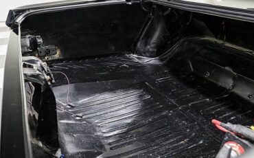 Plymouth-Roadrunner-1970-black-22