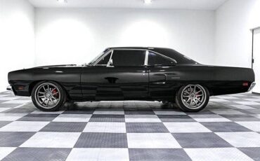 Plymouth-Roadrunner-1970-black-4