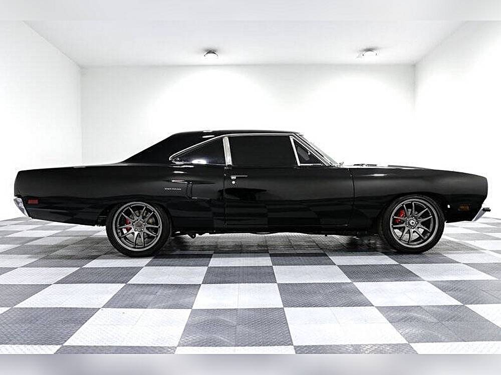Plymouth-Roadrunner-1970-black-9
