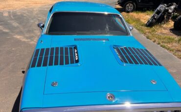 Plymouth-Roadrunner-1972-2