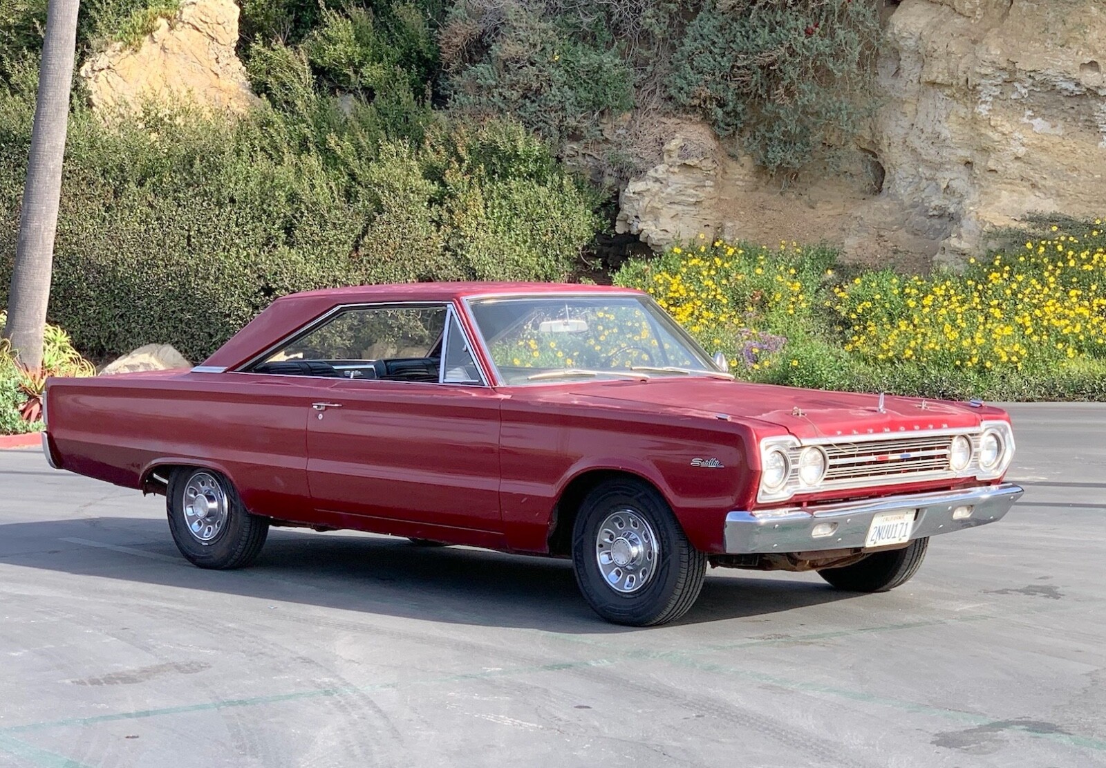 Plymouth-Satellite-1967-2-Door-Hardtop-Coupe-4