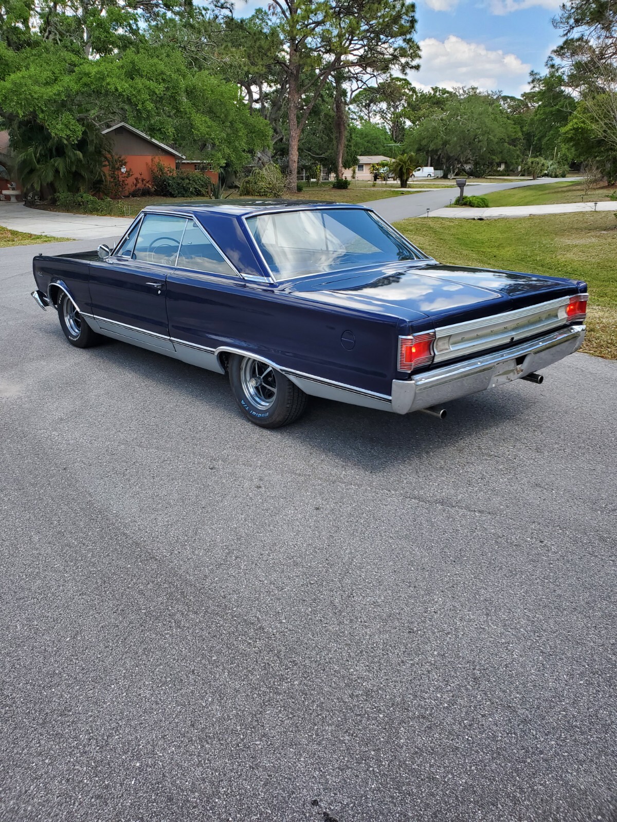 Plymouth-Satellite-1967-Coupe-3