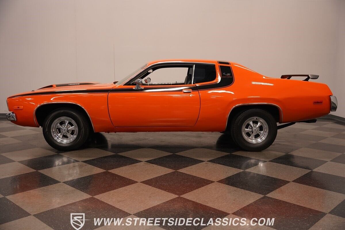Plymouth-Satellite-1973-Coupe-9