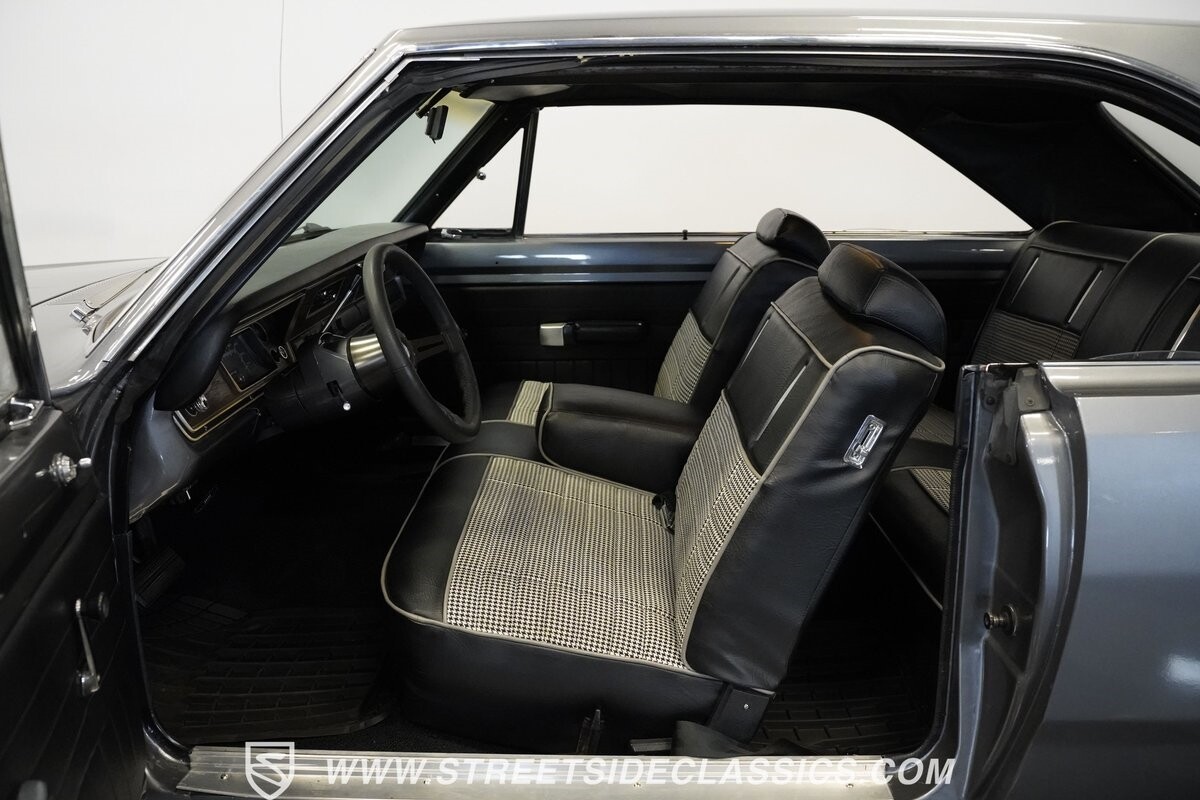 Plymouth-Scamp-1972-Coupe-4