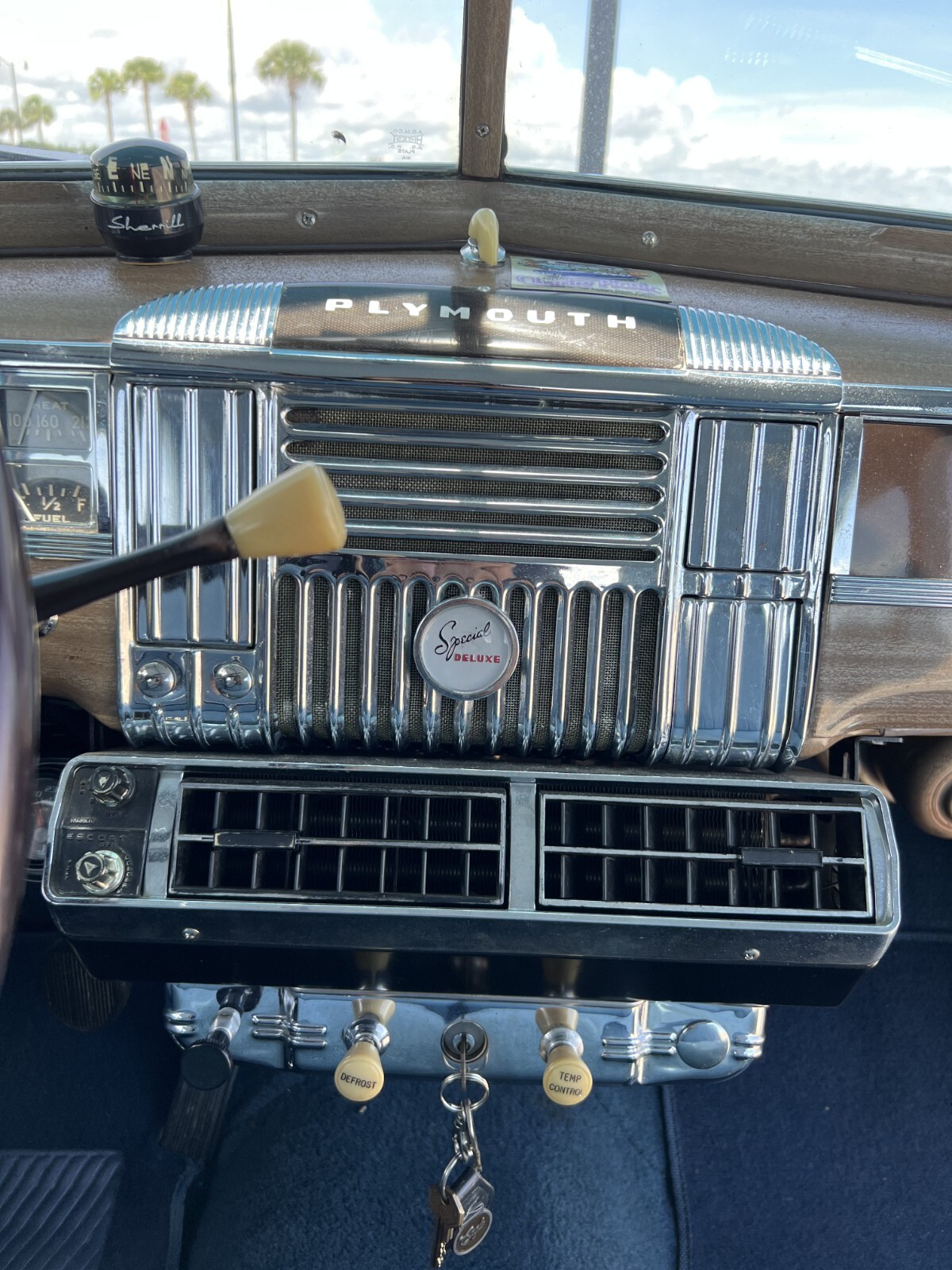 Plymouth-Special-Deluxe-1948-Coupe-11