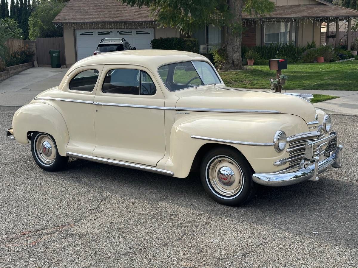 Plymouth-Special-deluxe-1949-custom-14
