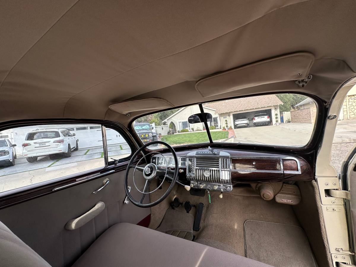 Plymouth-Special-deluxe-1949-custom-20