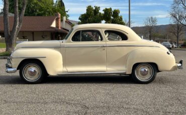 Plymouth-Special-deluxe-1949-custom-4