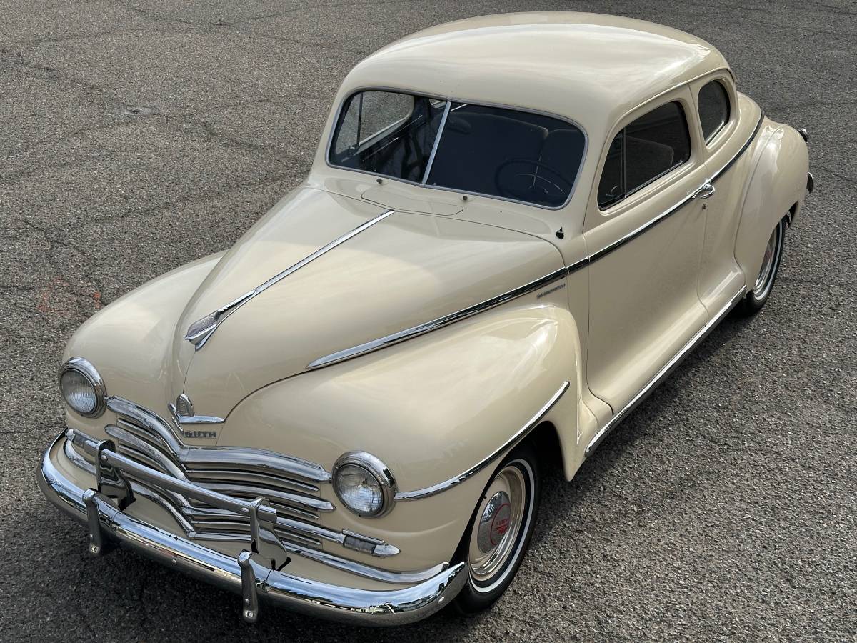 Plymouth-Special-deluxe-1949-custom-6