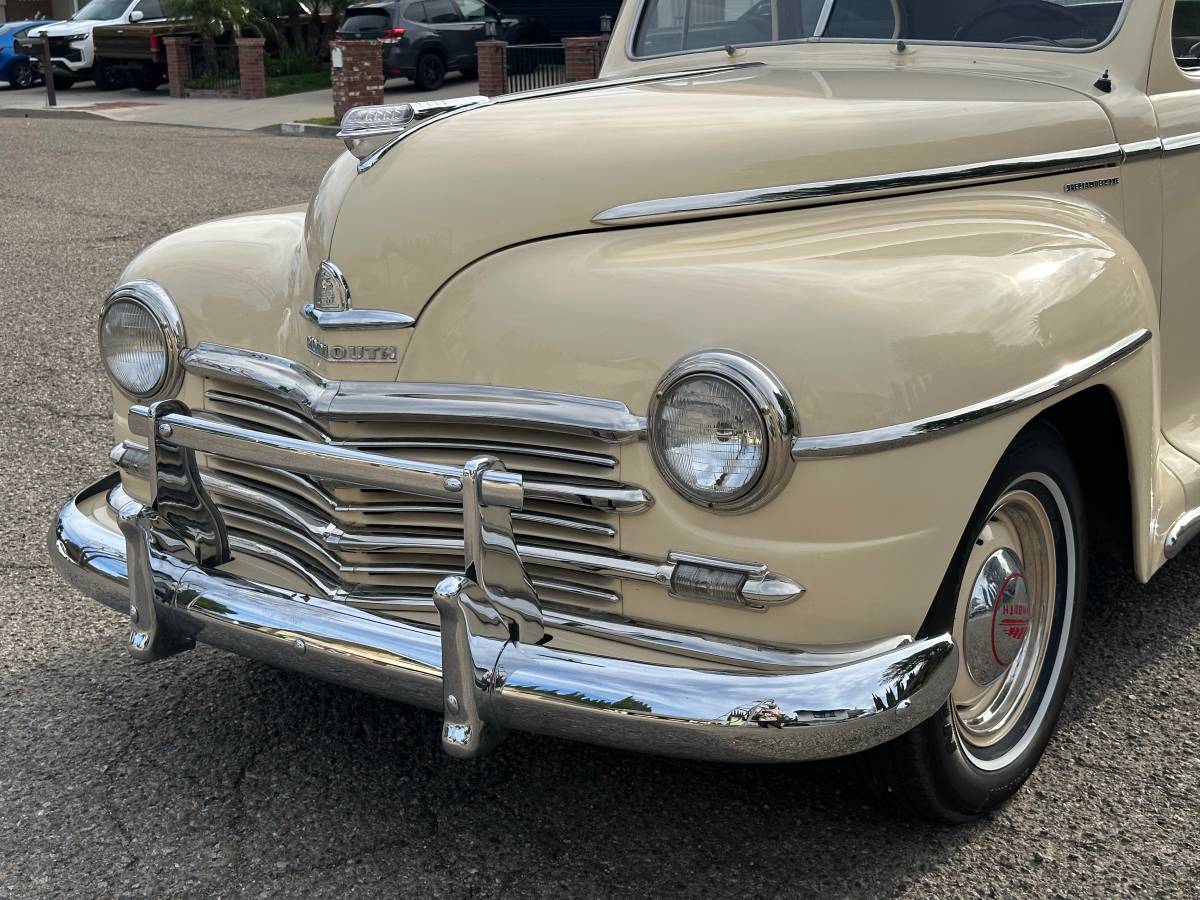 Plymouth-Special-deluxe-1949-custom-8