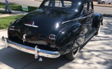 Plymouth-Special-edition-1948-black-2