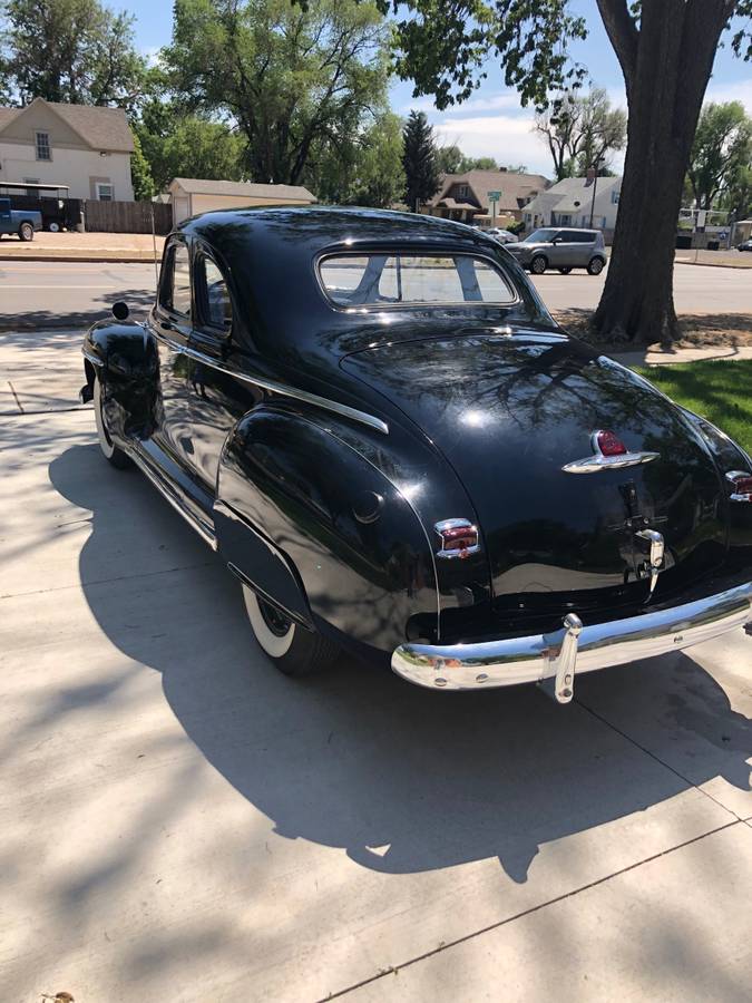 Plymouth-Special-edition-1948-black-3