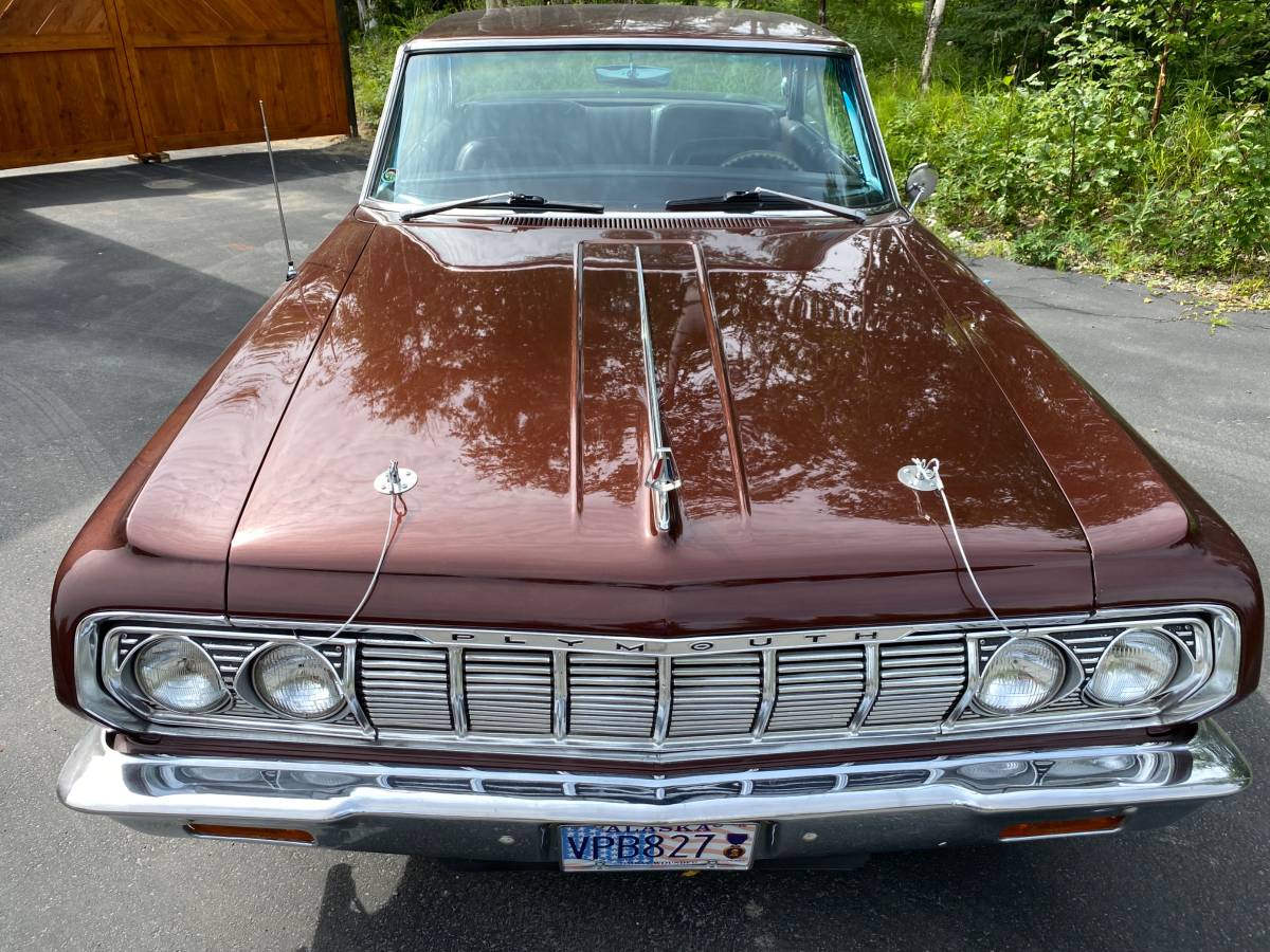 Plymouth-Sport-fury-1964