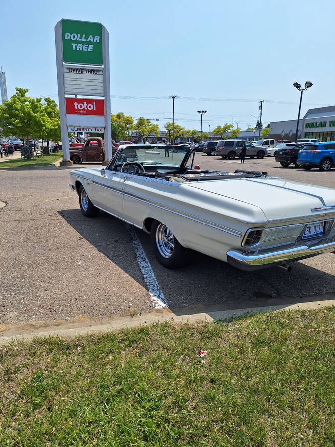 Plymouth-Sport-fury-convertible-1963-white-2