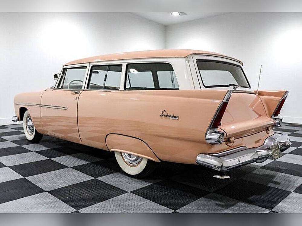 Plymouth-Suburban-sport-1956-custom-4