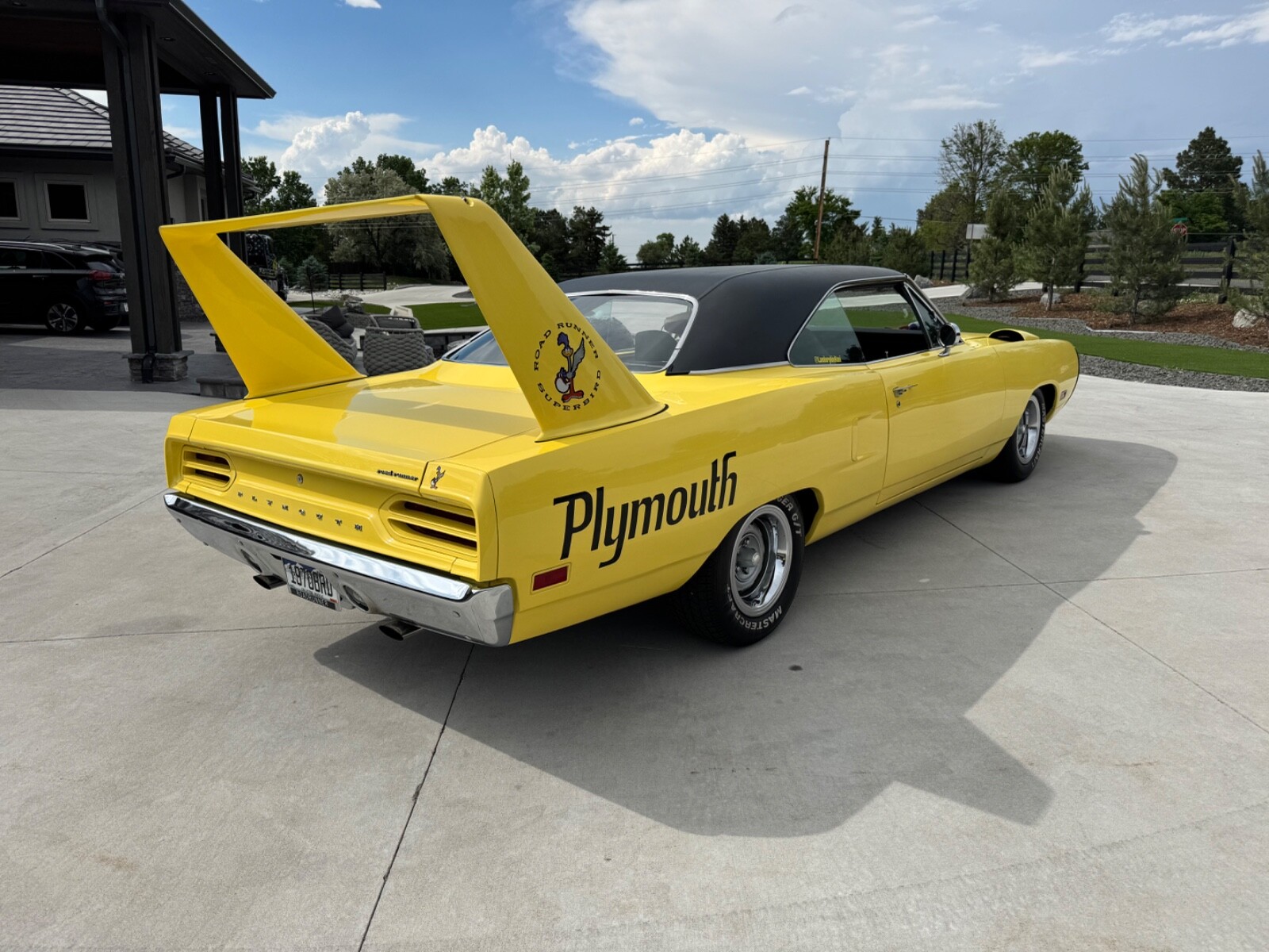 Plymouth-Superbird-1970-Coupe-3