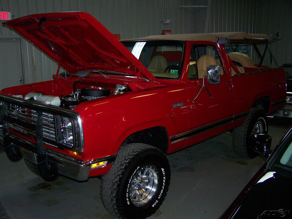Plymouth-Trail-Duster-1979-SUV-15