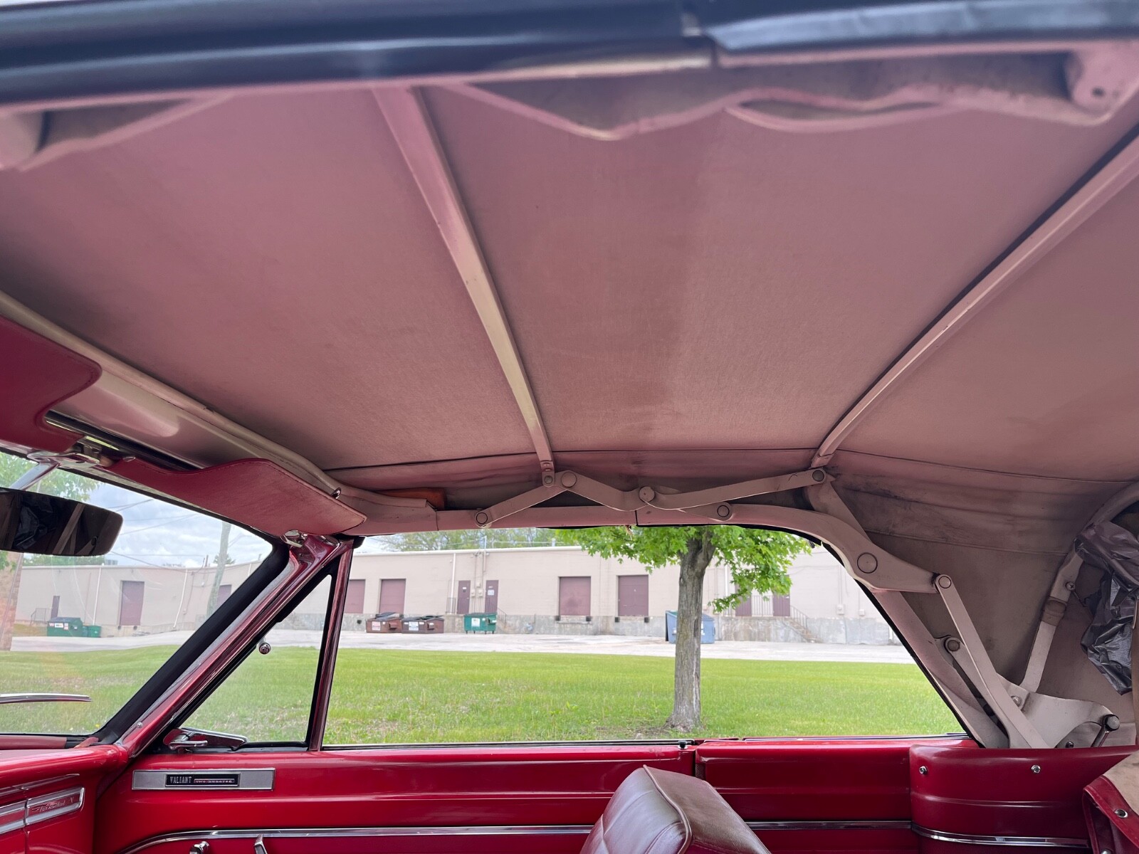 Plymouth-Valiant-1965-Convertible-22