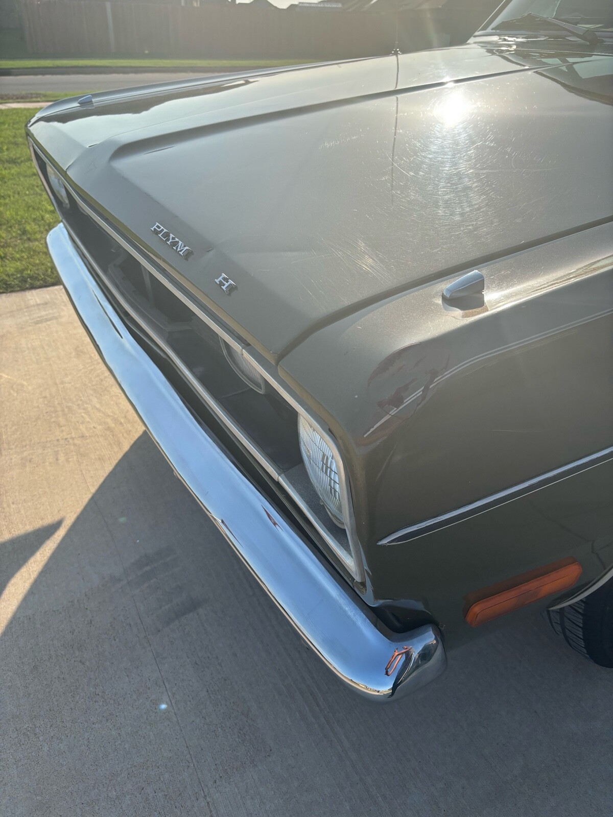 Plymouth-Valiant-1972-Coupe-10