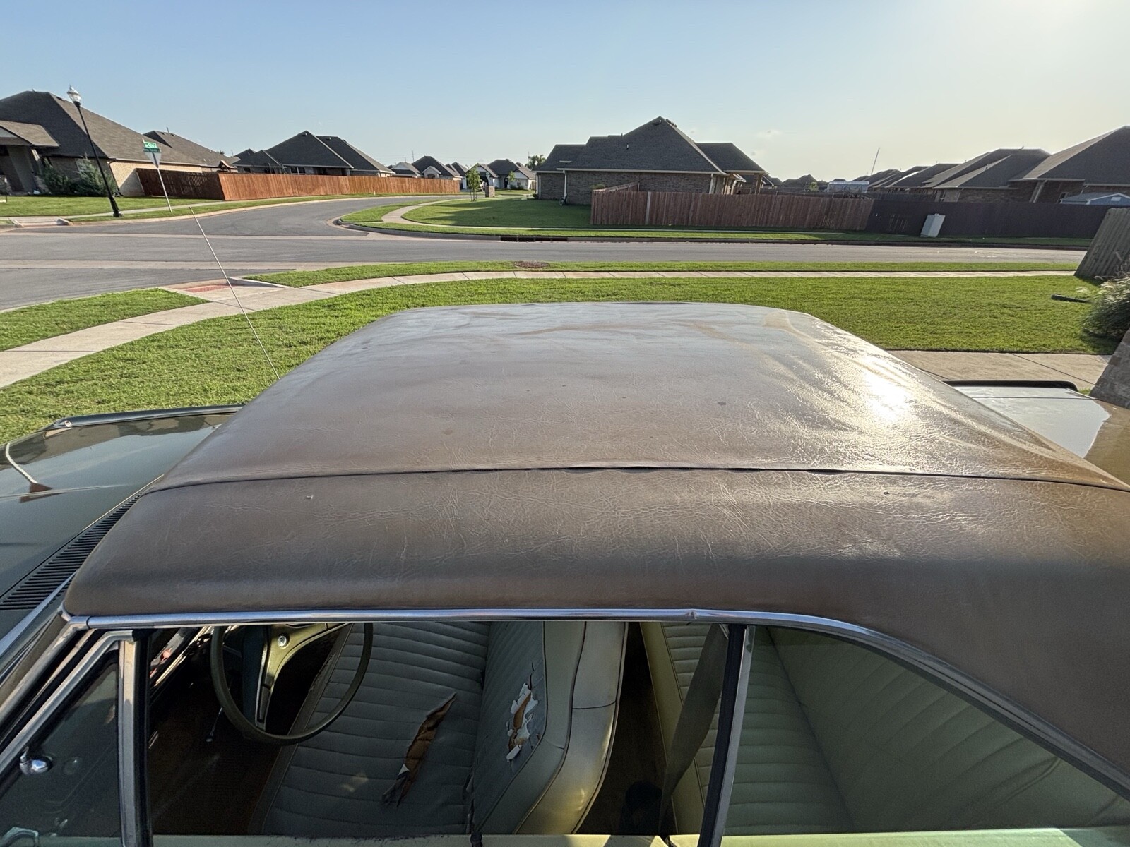 Plymouth-Valiant-1972-Coupe-16