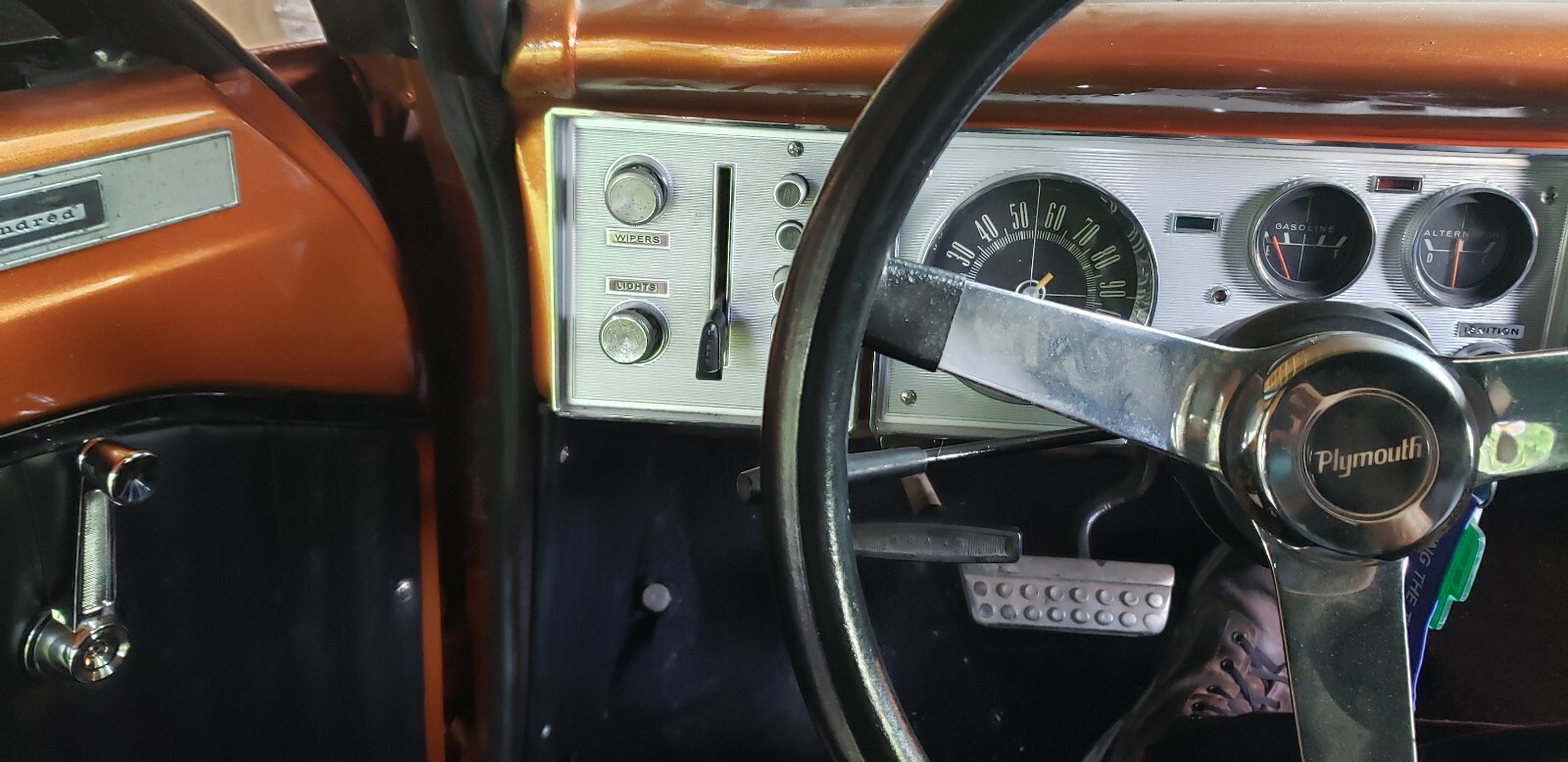 Plymouth-Valiant-3.7-1964-10